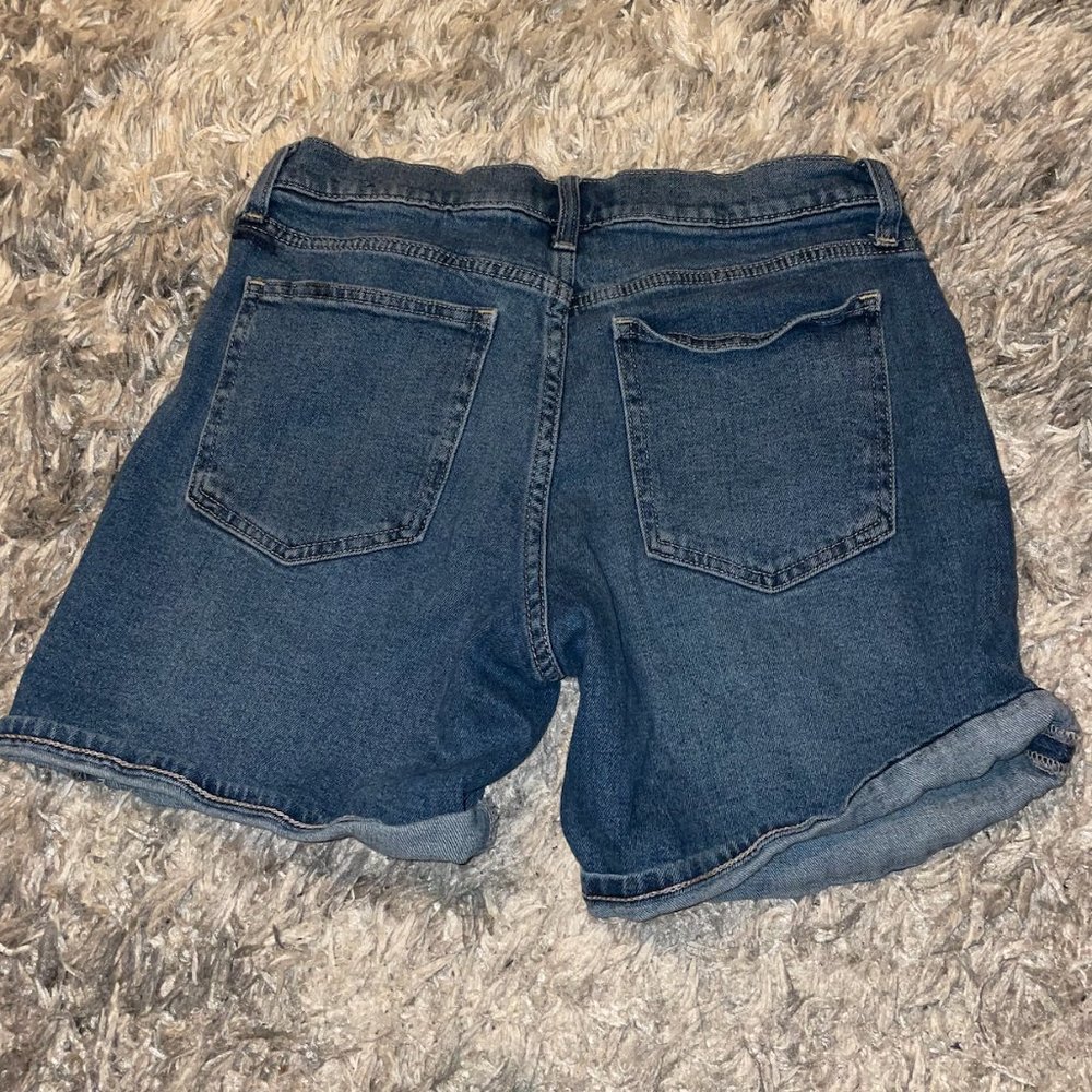Shorts - Picture 2 of 2